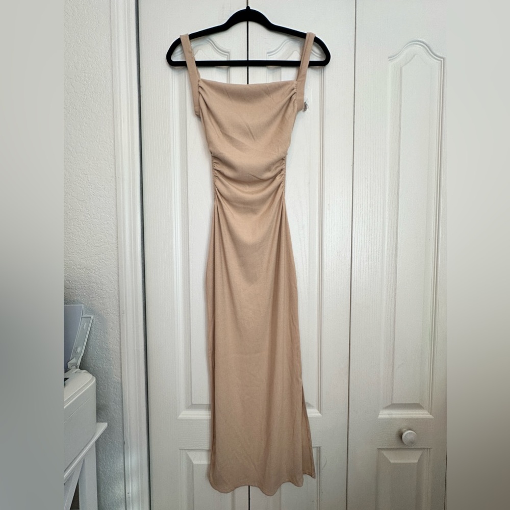 AMABLE ABIGAIL MIDI DRESS (XS)